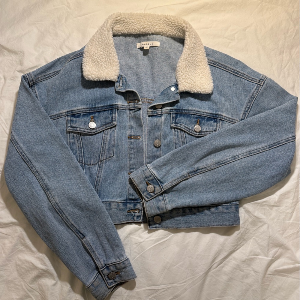Pacsun Cropped Denim Sherpa-Lined Jacket
